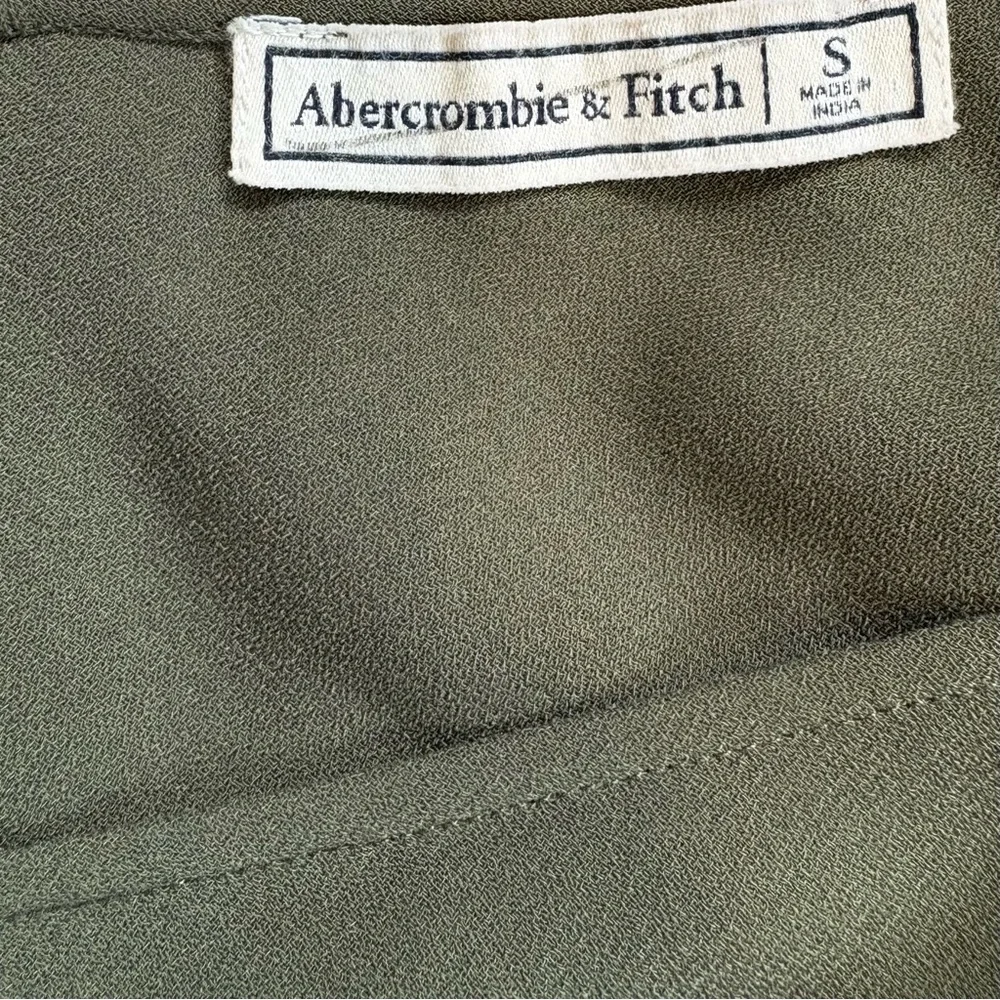 Abercrombie & Fitch Women’s Olive Green Sleeveless Blouse Tank Top Size Small - Picture 5 of 6